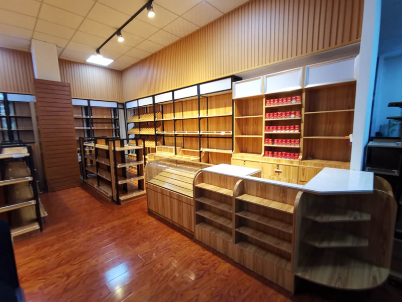 四柱鋼制仿木紋煙酒收銀臺